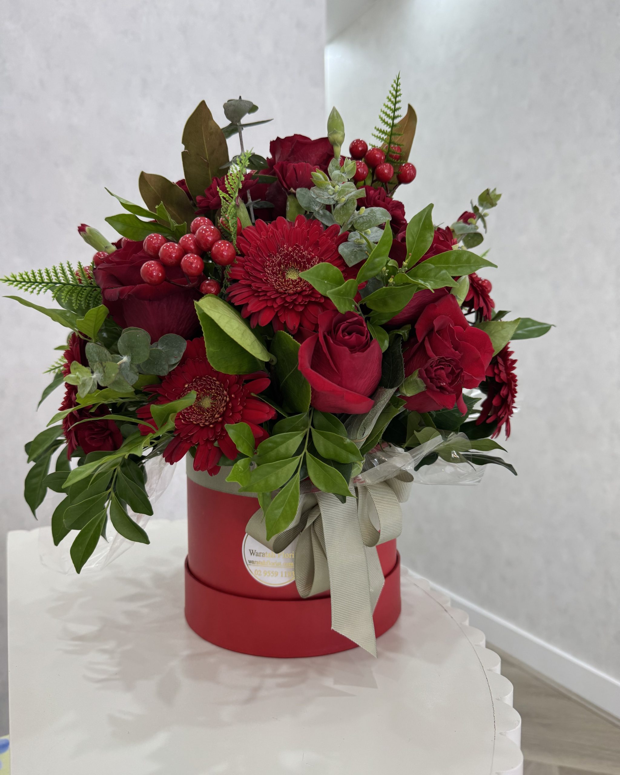 santas-flower-hatbox