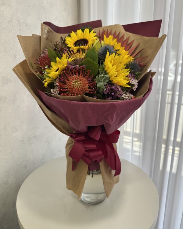 sunny christmas bouquet