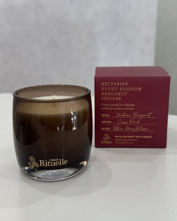Urban Rituelle’s luxurious Soy & Coconut Wax Candle